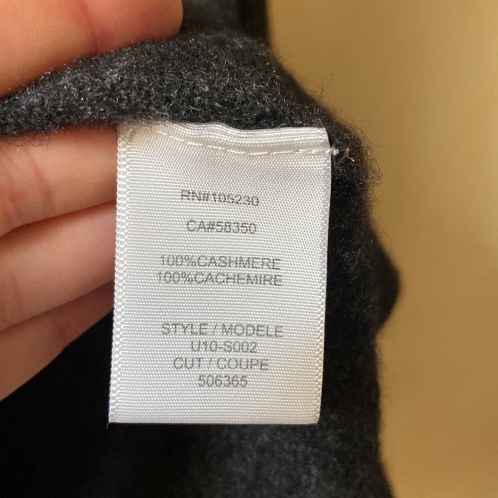 Sz XS Equipment Femme 100% Cashmere V Neck Sweater in Charcoal Gray - Picture 3 of 4